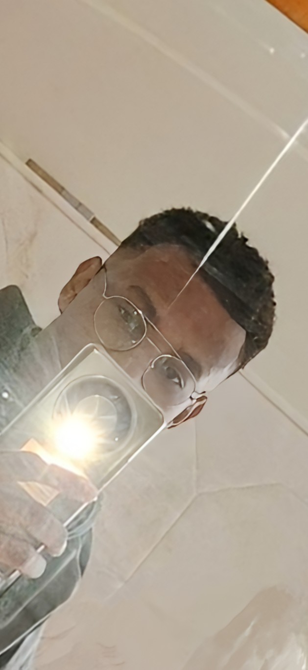 Profil de Mouhamadou, 24 ans, Adultère à Behchokǫ̀